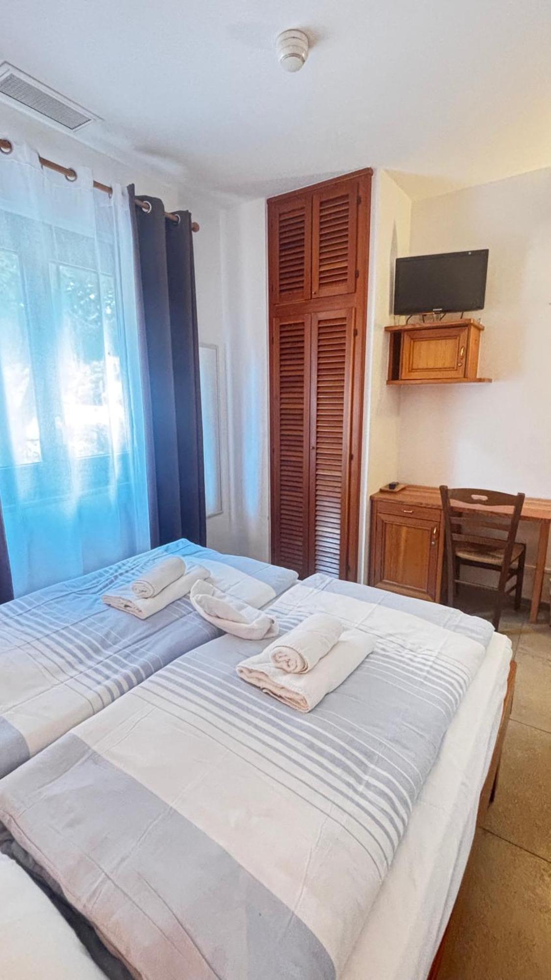 Hotel La Bastide Le Lavandou Εξωτερικό φωτογραφία