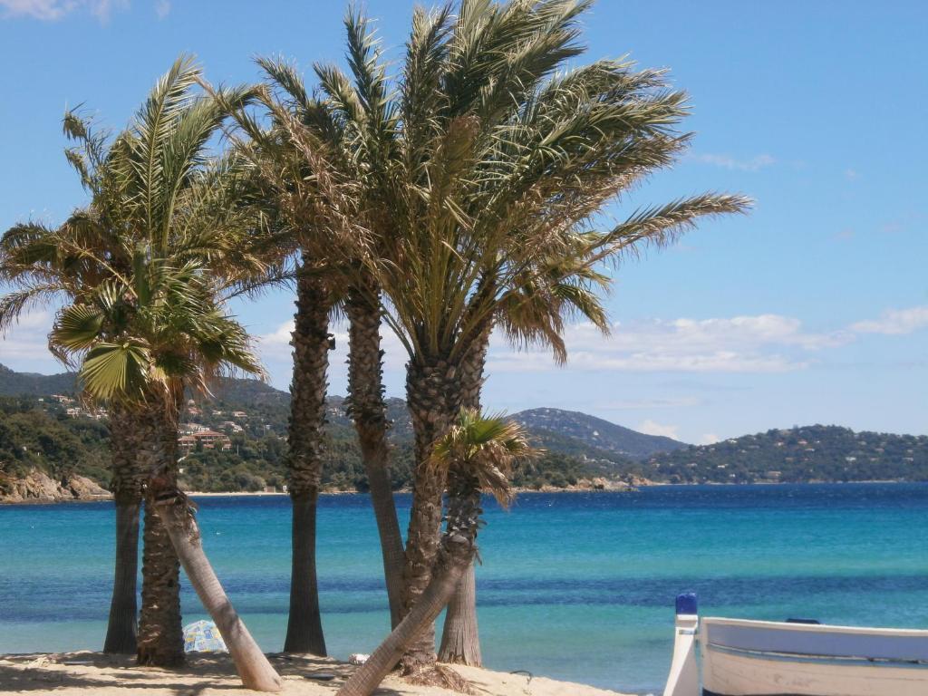 Hotel La Bastide Le Lavandou Εξωτερικό φωτογραφία